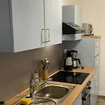 Ferienglueck Im Doppelhaus - 60 M Zum Haus 1 度假居